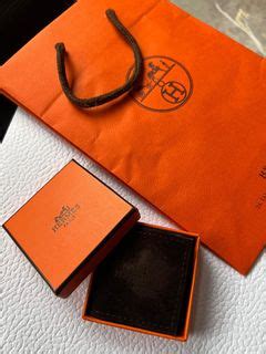 hermes 豬鼻|Hermès 耳環推薦 2024｜10+ 時尚必備 Kelly、豬鼻耳環，以及最 .